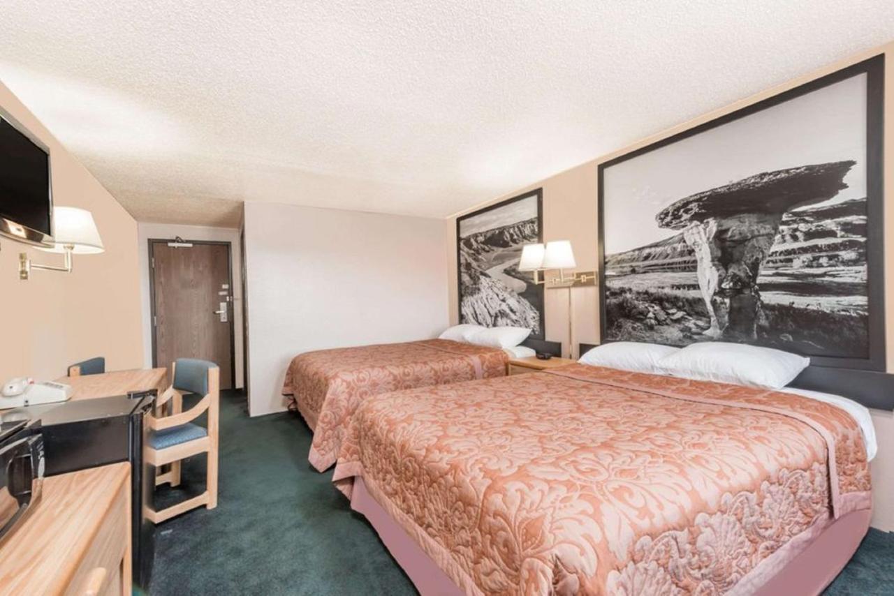 Glendive Lodge エクステリア 写真