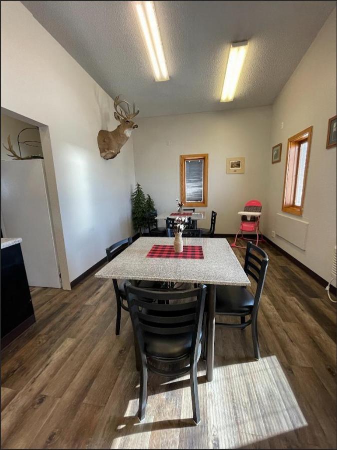 Glendive Lodge エクステリア 写真